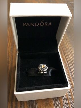 Pandora Silver Daisy Charm November Month Authentic New condition with box.